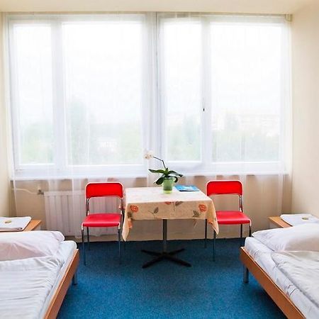 Dom Turystyczny Indigo Vandrarhem Kraków Exteriör bild