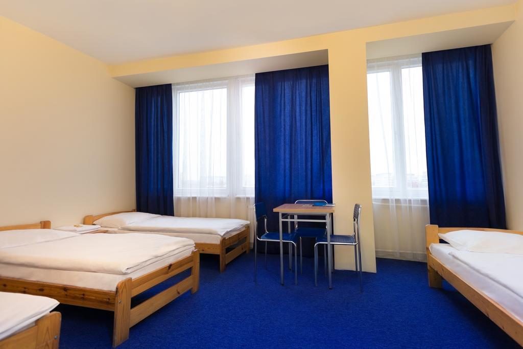 Dom Turystyczny Indigo Vandrarhem Kraków Rum bild
